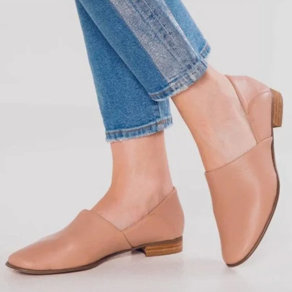 Clarks Pure Tone Flat